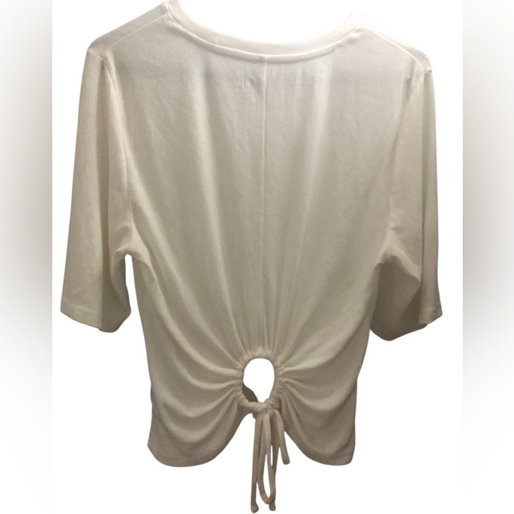 GAP Cream Short Sleeve Women's Top